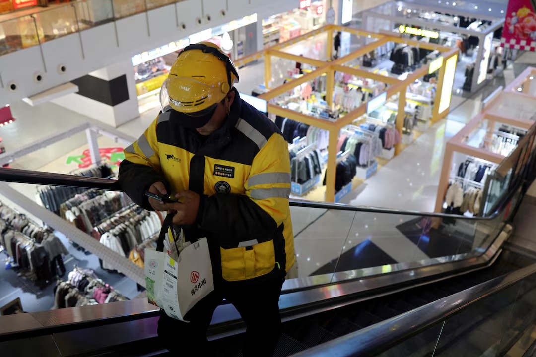 Chinese e-commerce moves to next phase after delivery price war changes shopping habits
